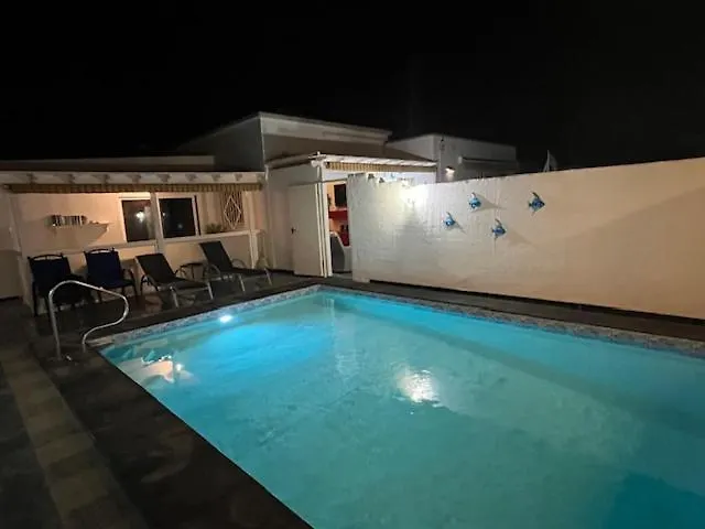 Casa Swn-Y-Mor, Two Bedroom Apartment With Private Pool Costa Teguise