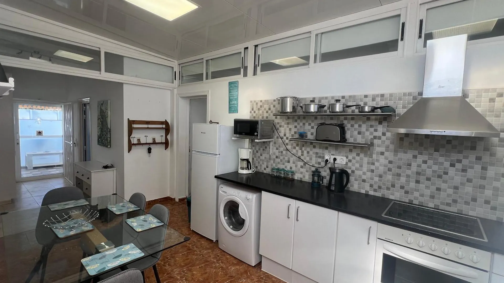 Casa Swn-Y-Mor, Two Bedroom Apartment With Private Pool Costa Teguise 0*,